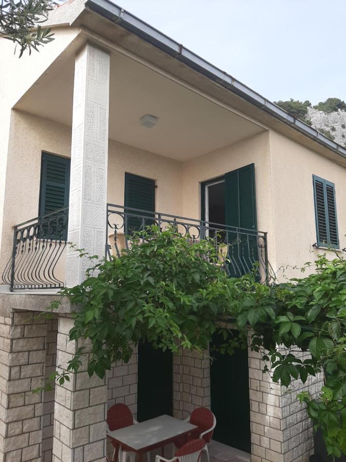 Apartman Maslina 피사크 외부 사진