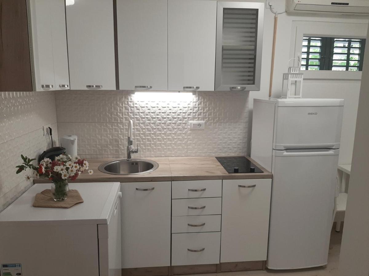 Apartman Maslina 피사크 외부 사진
